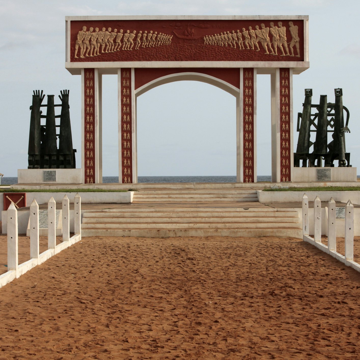 538137372
confined:CB2, trading:CB2, slavery:CB2, travel:CB2, outdoors:CB2, history:CB2, nobody:CB2, monument:CB2, slave:CB2, Ouidah:CB2, Beninese:CB2