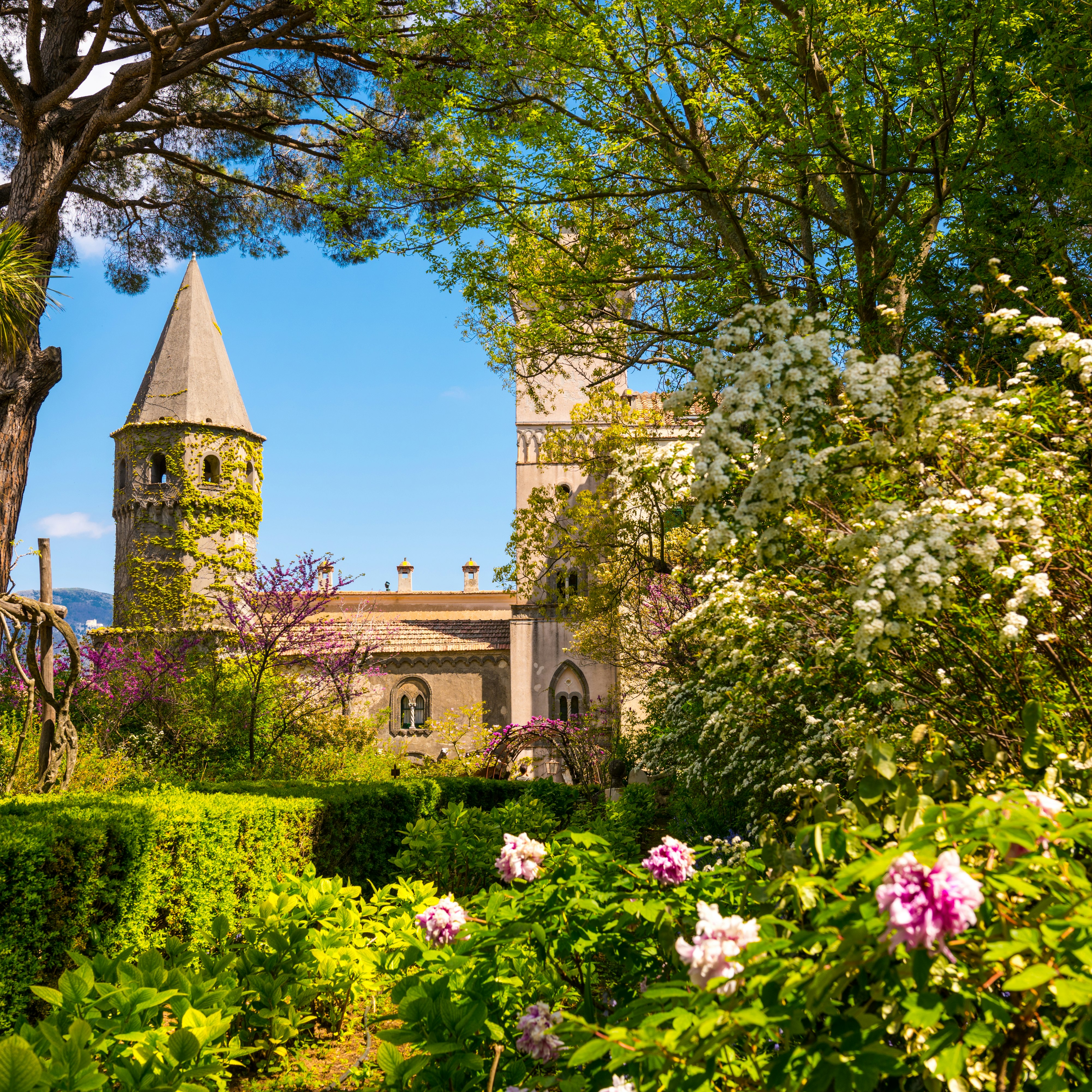 View of the Villa Cimbrone with garden, Amalfi coast, Italy.
1189177206