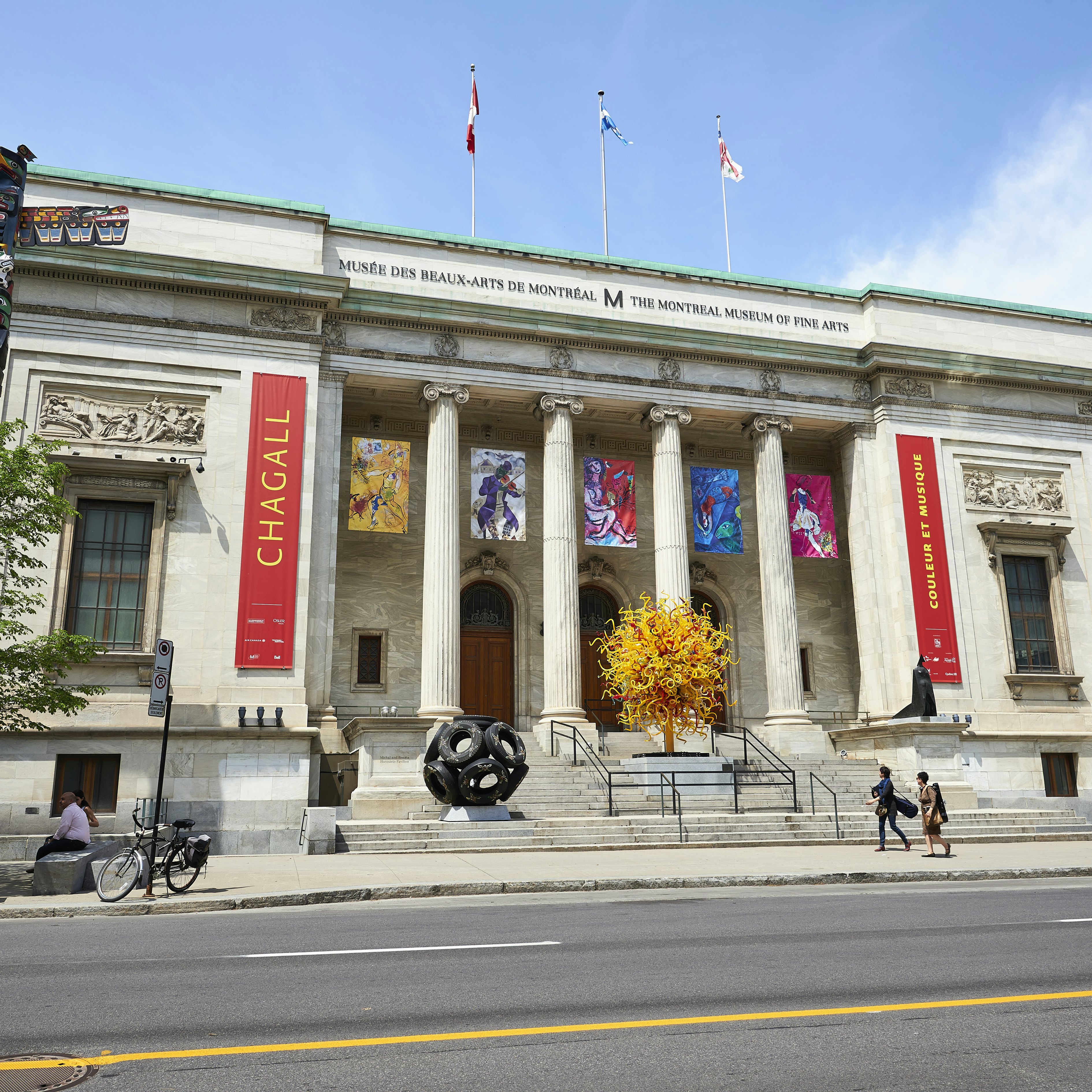 Montreal, Quebec, Canada - 18 May 2017: Sherbrooke Street West with the Facade of the Montreal Museum of Fine Art.
688955530
fine, arts, culture, exterior, classical, column, sightseeing, outdoor, view, building, construction, scene, american, famous, place, historical, heritage, architectural, chagall, totem